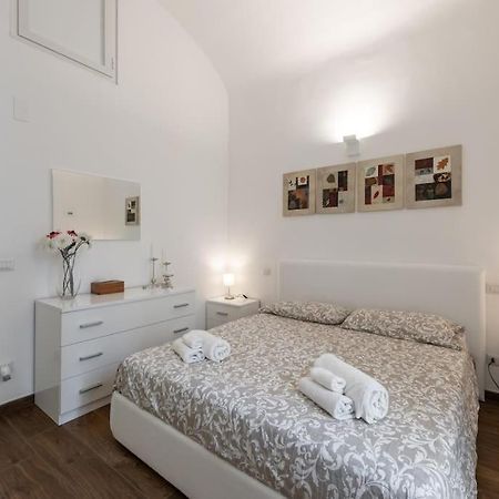 Central Loft Full Comfort Бари Екстериор снимка
