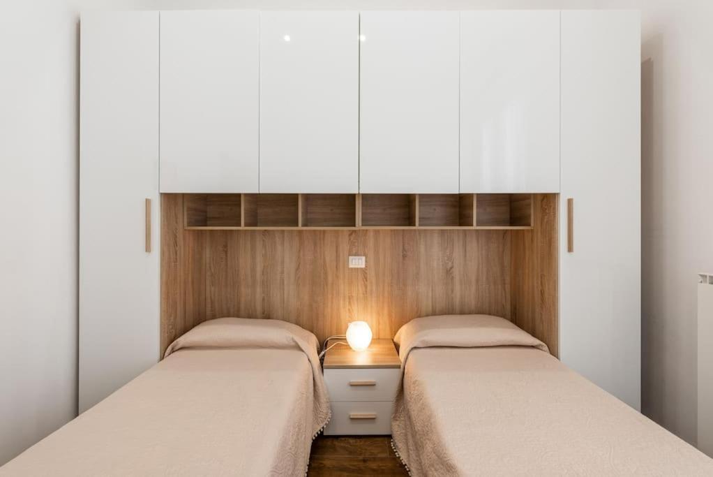 Central Loft Full Comfort Бари Екстериор снимка