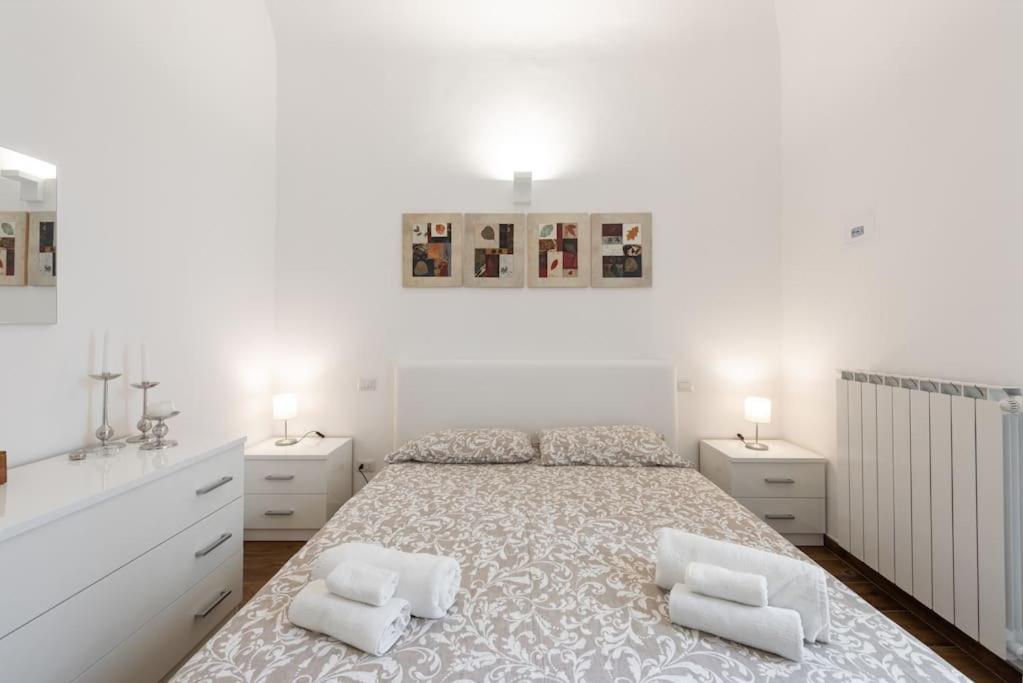 Central Loft Full Comfort Бари Екстериор снимка
