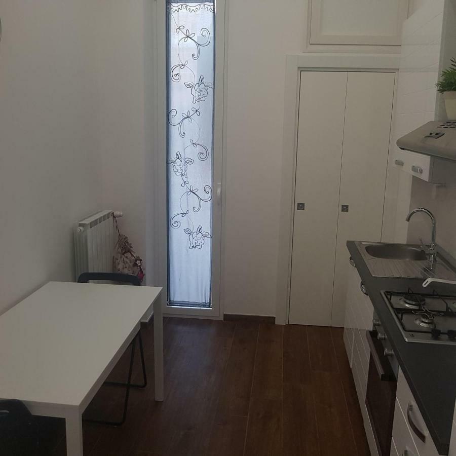 Central Loft Full Comfort Бари Екстериор снимка